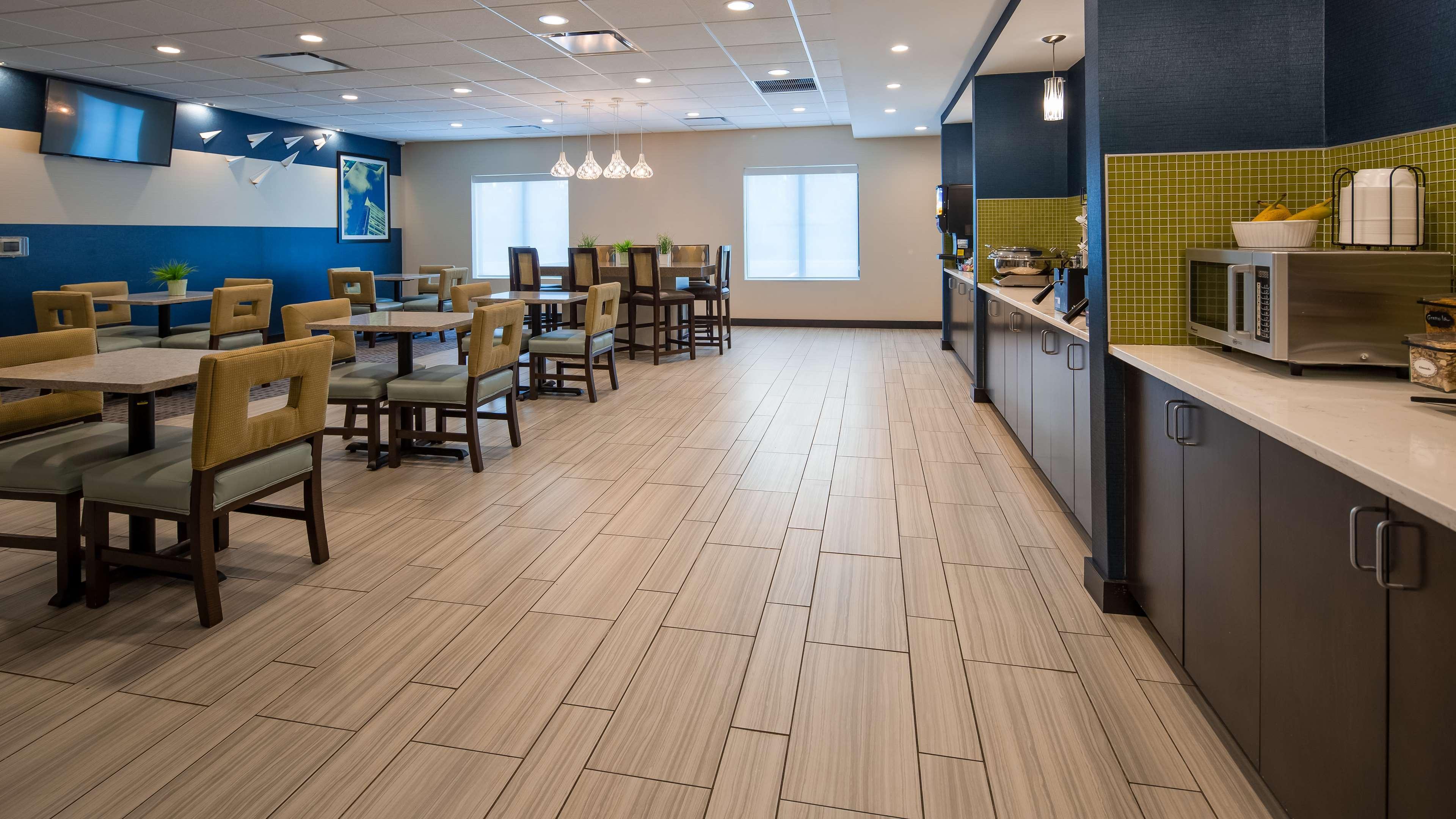 Best Western Plus Midwest Inn Omaha Exteriér fotografie